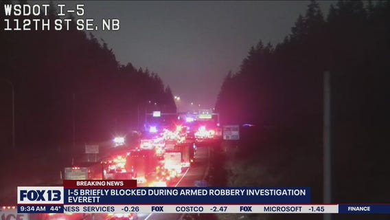 Police investigate armed robbery in Everett