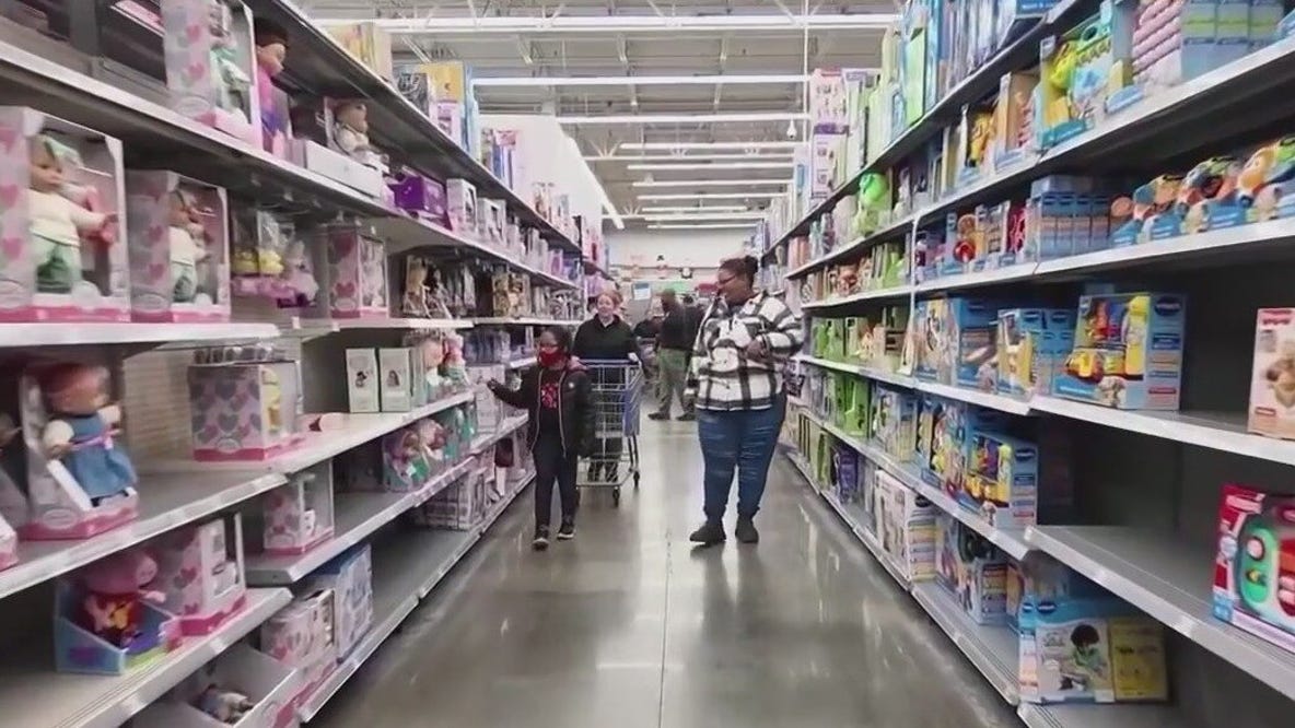 Spalding County deputies host Santa sheriff event