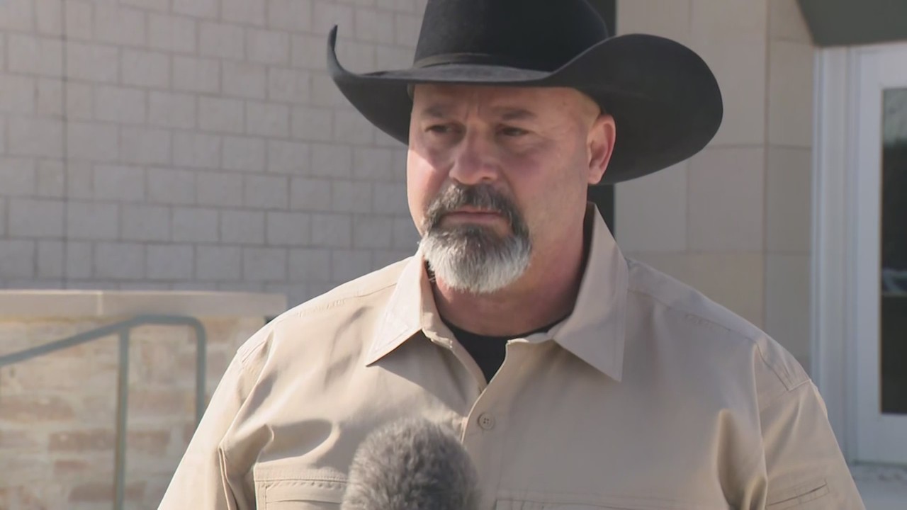 Waller County sheriff holds press conference after woman, 21, found decapitated inside home