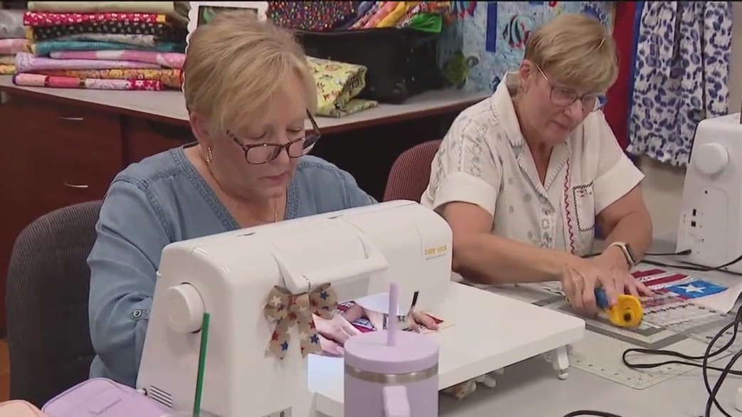 Charley visits 'Keep me in Stiches' in South Tampa