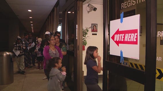 Long lines at Registrar's Office