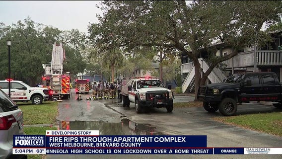 Fire rips through West Melbourne apartments