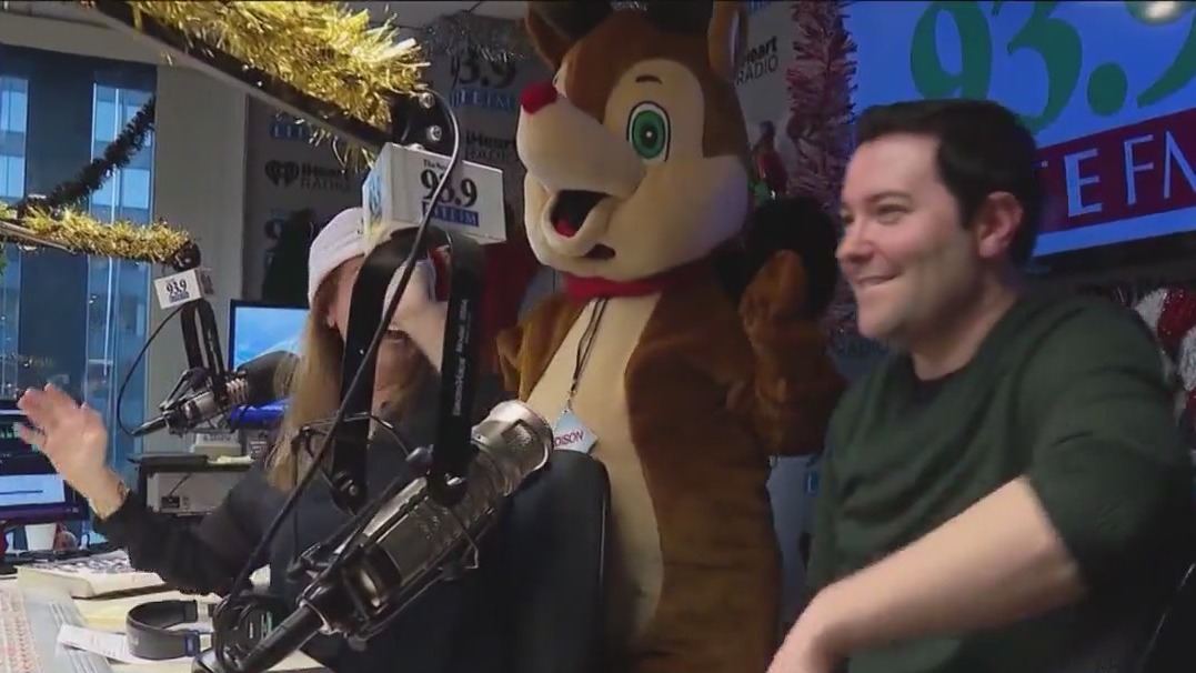 Christmas music is officially back on 93.9 LITE FM