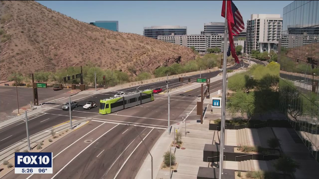 Tempe Streetcar now carrying passengers; service will be free for the first year
