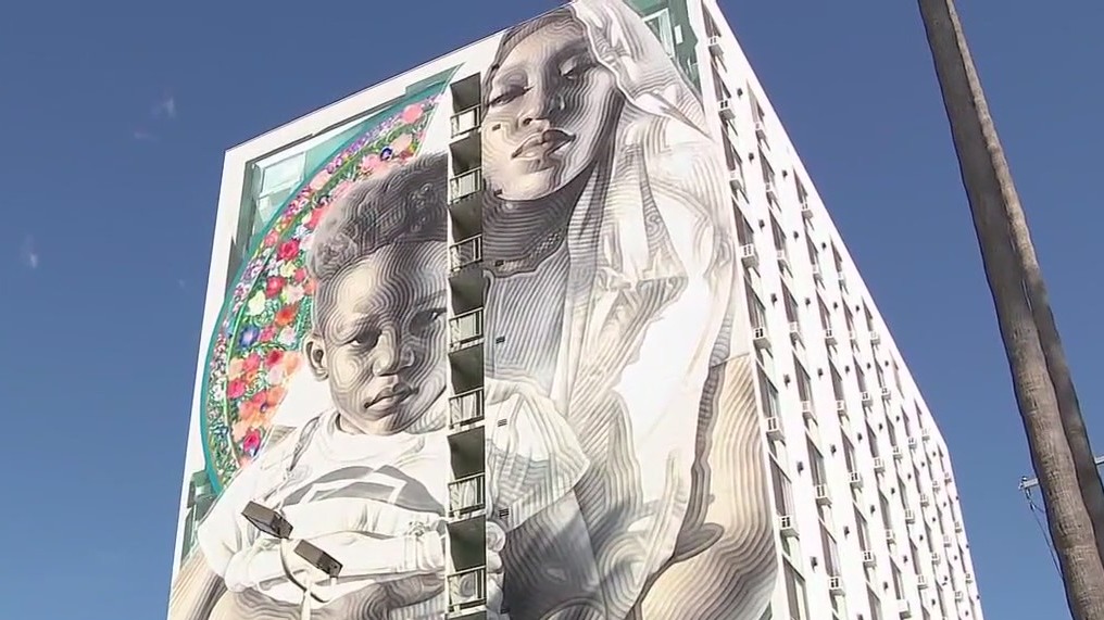 'Crenshaw Photo Walk' celebrates community with pics