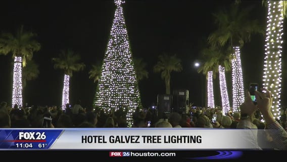 Holiday light displays in Dickinson, Galveston