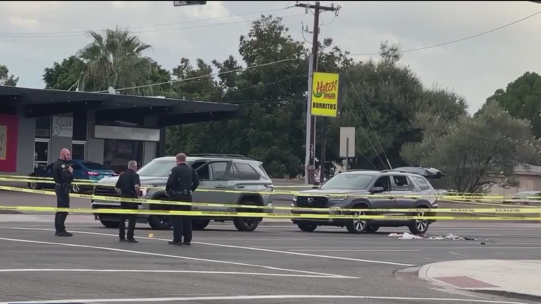 Woman allegedly shoots, kill man from car in central Phoenix