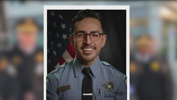 Off-duty Chicago police officer fatally shot in Gage Park while returning home from work