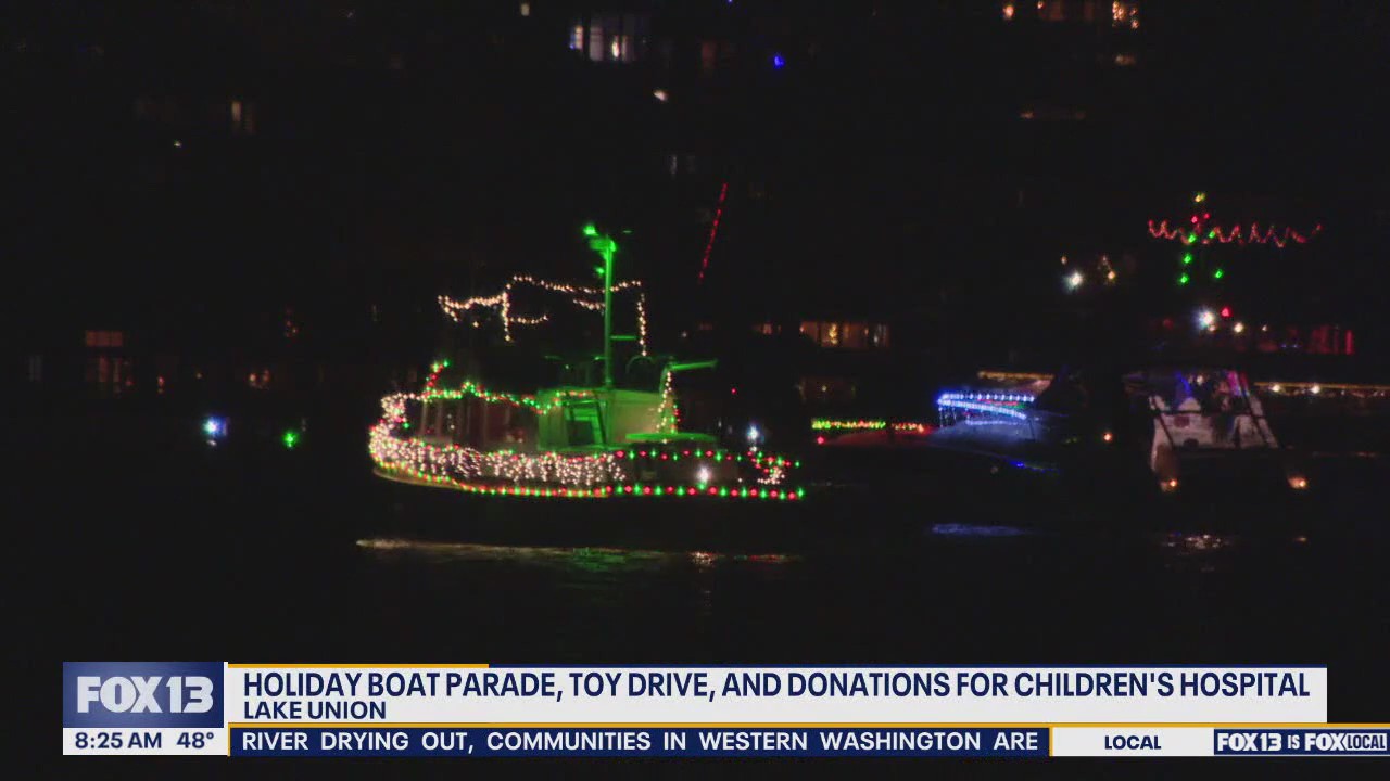 Christmas celebrations light up Lake Union and Greenlake