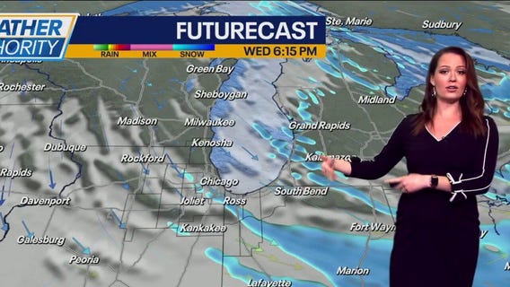 Chicago Weather: Snow showers continue tonight, slightly warmer NYE temps