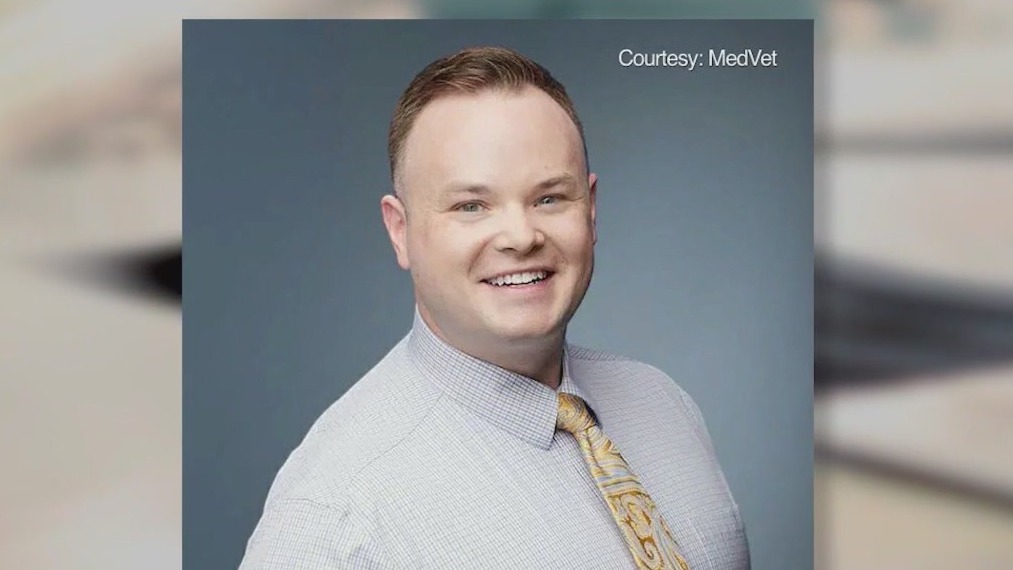 Chicago veterinarian denied bond in child porn case