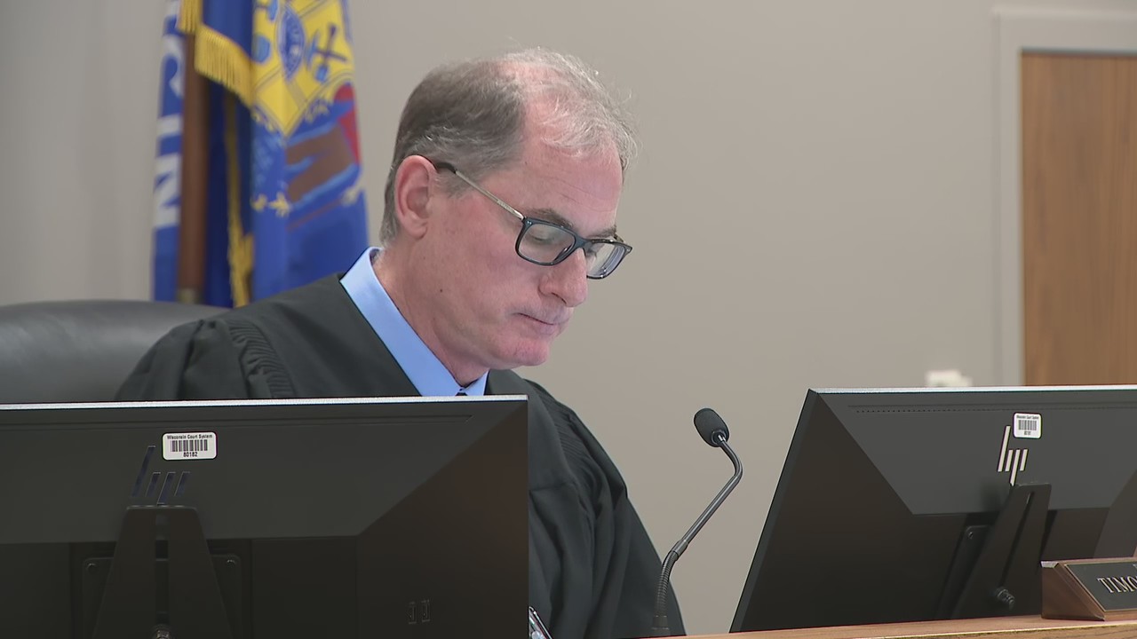 Racine County judge sentences Linda La Roche