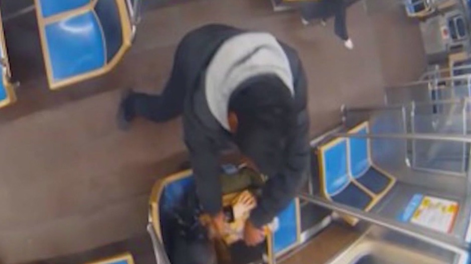 Questions over why CTA arson attack suspect was free after previous charges