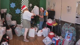 Sponsoring Christmas presents for kids