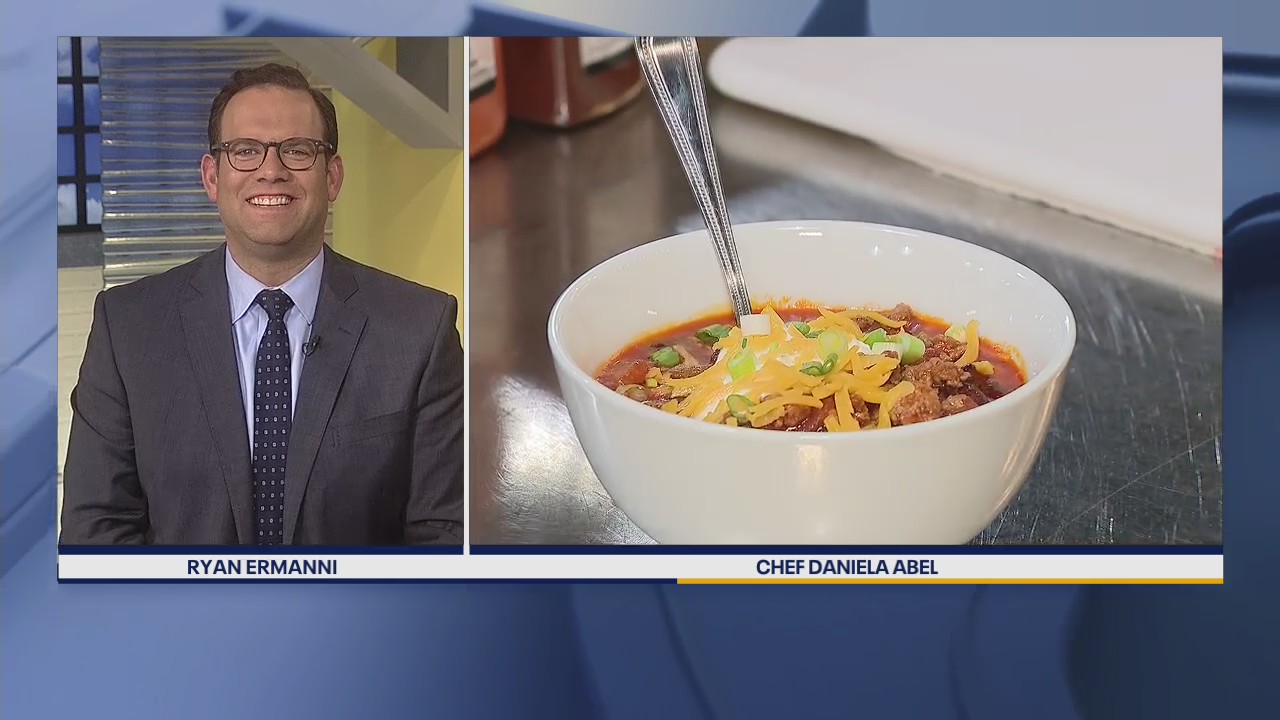 This game day chili from Holiday Market's Mirepoix Cooking School has Ryan smiling with happiness
