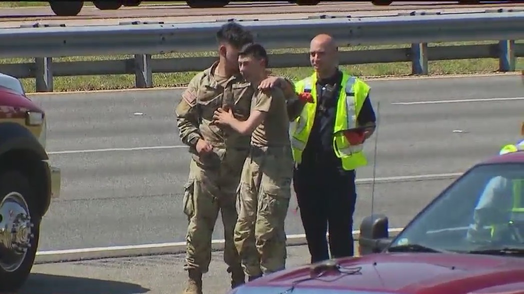 2 hurt in Humvee rollover crash in Lake Mary