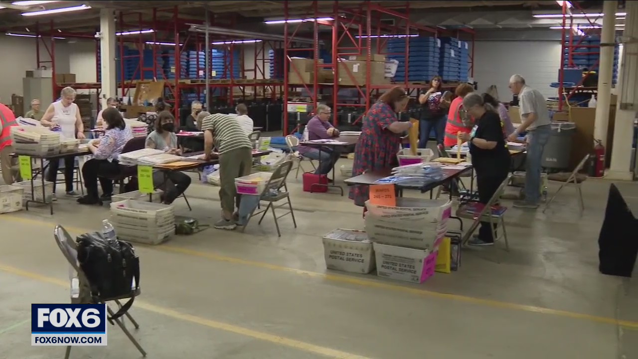 Milwaukee election worker shortage, 200+ needed