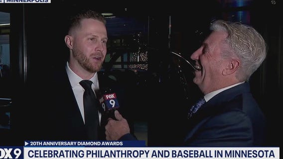 Jim Rich talks with Ryan Jeffers at Twins Diamond Awards