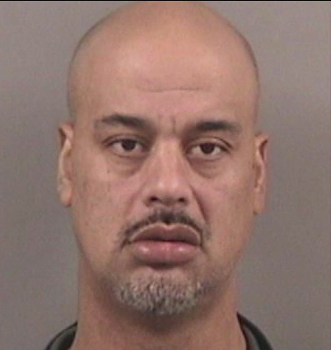 Felon charged with roaming through sorority through UC Berkeley, peeking at women