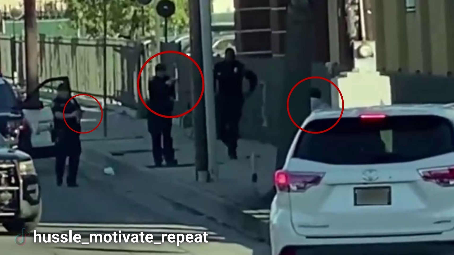 Video shows moments police draw guns on man with knife
