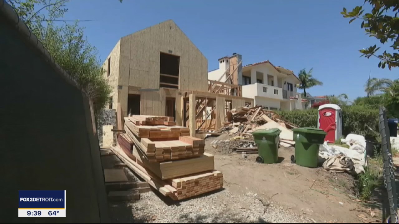 Pending home sales unexpectedly rebound in May