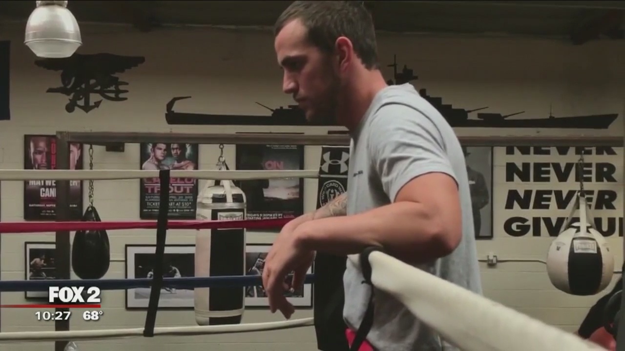 Celebrity trainer runs marathon to support local charity