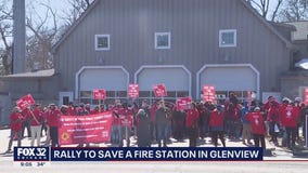 Dozens rally in Glenview in an effort to save Fire Station 13