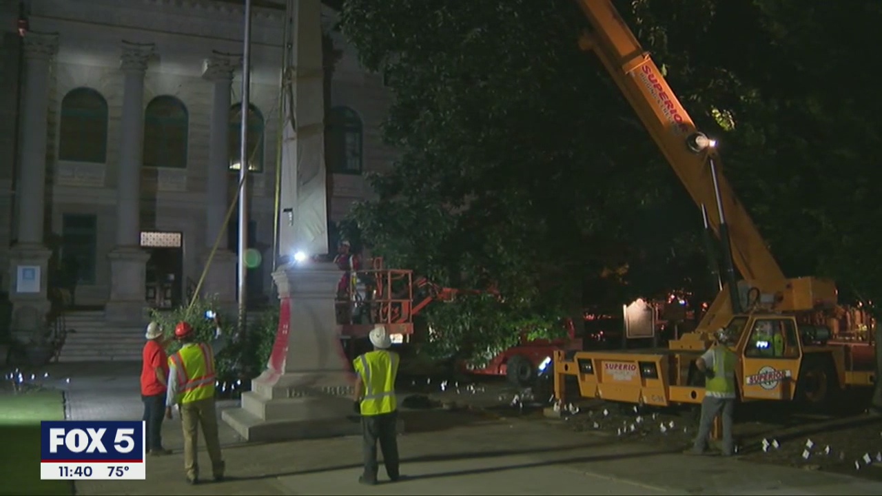 Crews remove Confederate monument from Decatur Square | FOX 5 Atlanta