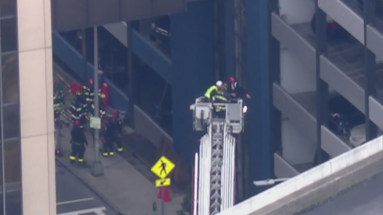 Parking garage floor partially collapses in White Plains