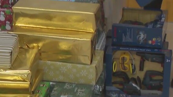 Northcott Neighborhood House Christmas dinner, toy giveaway