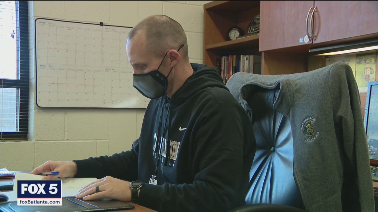 Joey King takes over at Carrollton High School