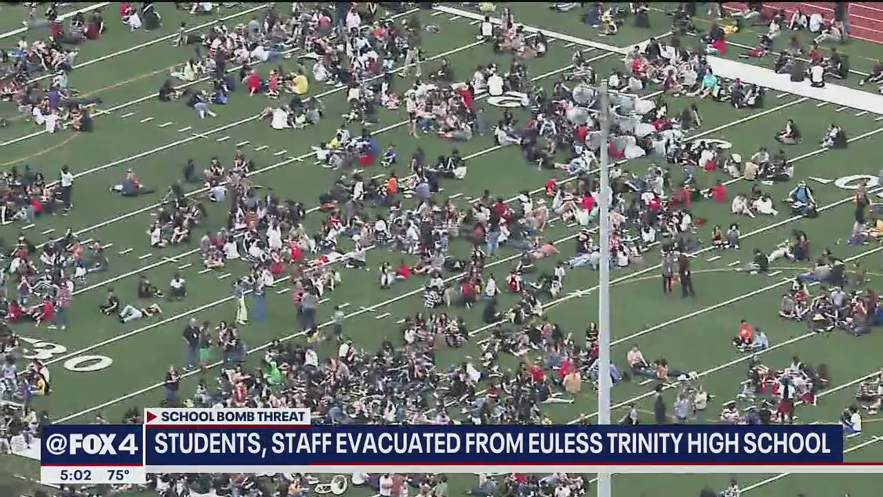 Euless Trinity High students evacuated after bomb threat, police say