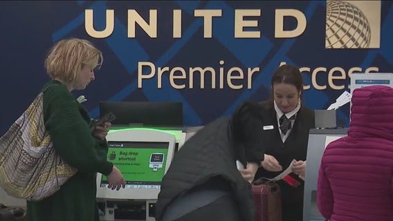 Chicago airports prepare for Thanksgiving surge as travelers dash to destinations