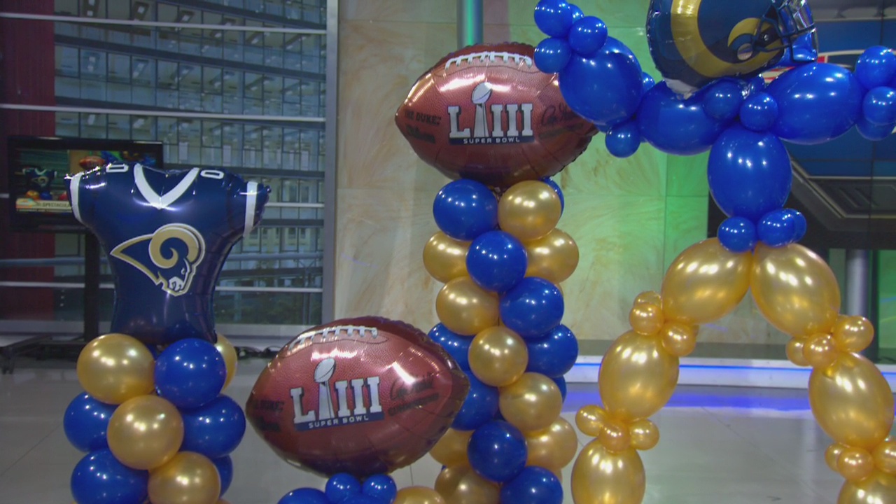 Spectacular Los Angeles Rams balloons for Super Bowl LIII