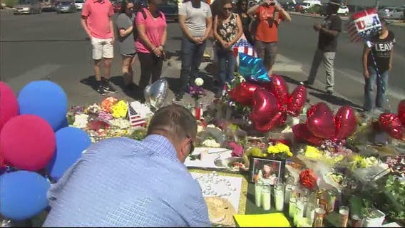 Man stands guard of Las Vegas shooting memorial
