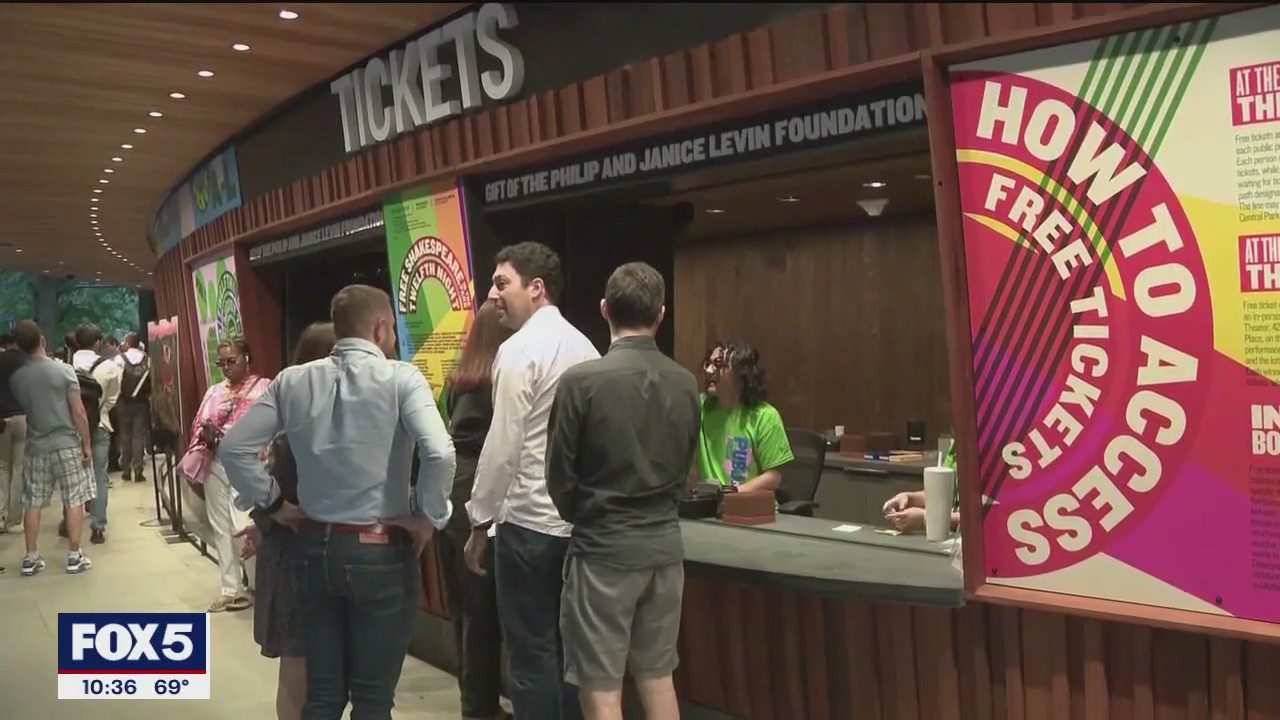 NYC Delacorte Theater is back