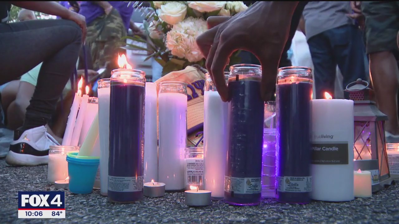 Candlelit vigil held for DPD Officer Darron Burks