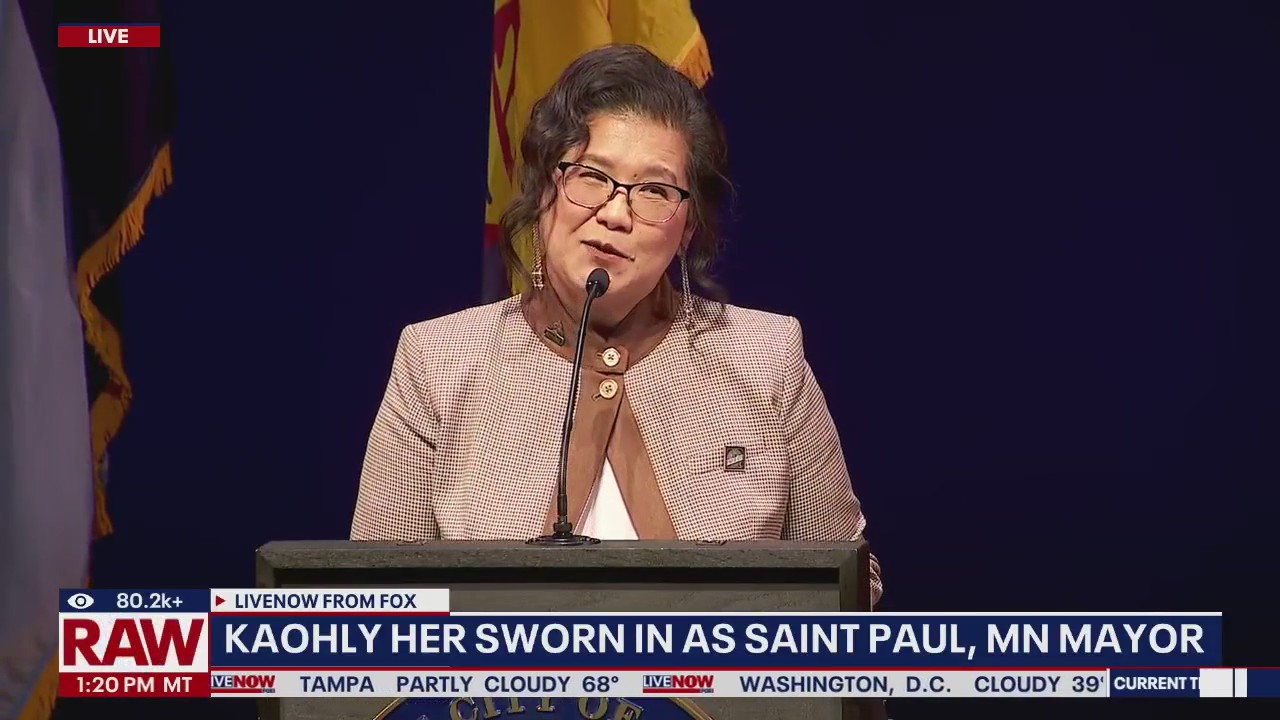 Kaohly Her sworn in as mayor St. Paul, MN