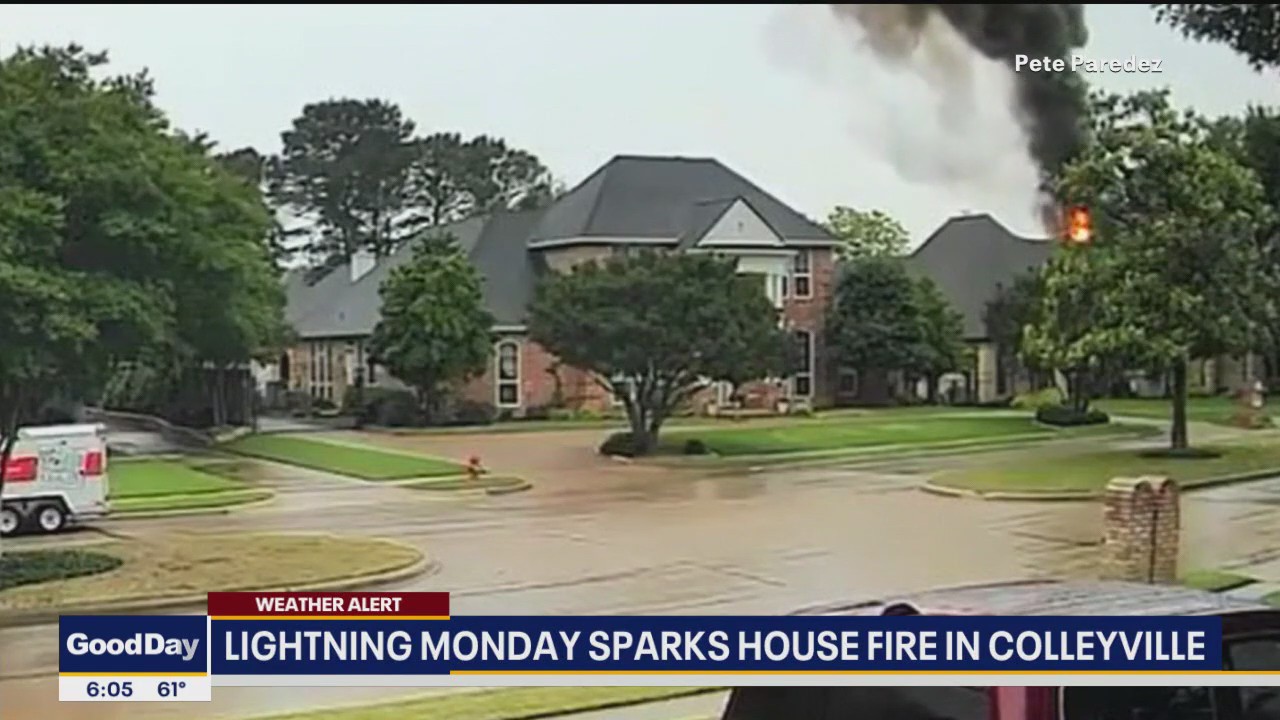 Lightning sparks house fire in Colleyville