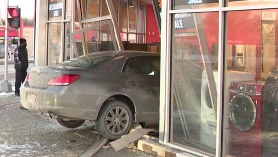 Car slams into Milwaukee appliance store