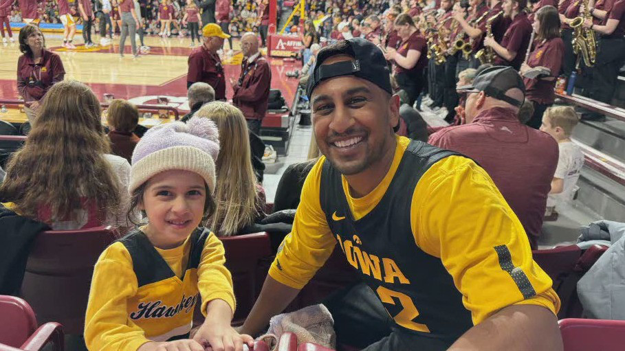 Caitlin Clark effect: MN man thanks basketball star