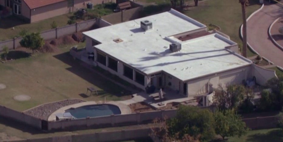 2-year-old girl dies after being pulled from Tempe swimming pool