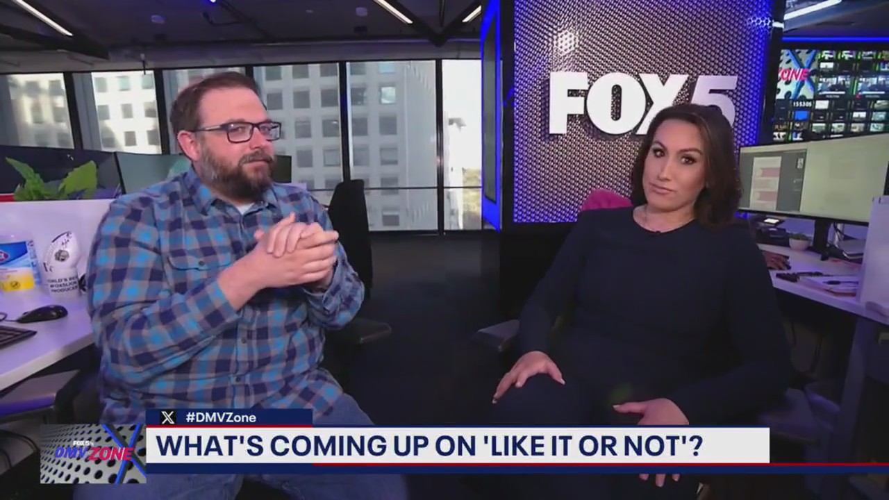 Former Facebook trend of 'poking' making a comeback, Producer Corey says