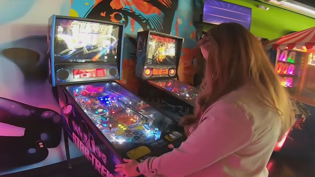 Concept arcade bar and restaurant opens in Glendale