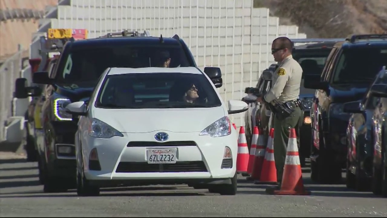 Some Malibu evacuees return home