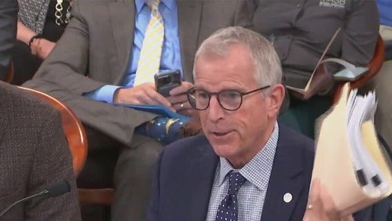 Rochester Hills lawmaker pushes phone ban in schools