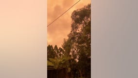 Australian bushfires turn skies over New Zealand orange