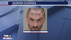 Police raid Dallas suspect after link to two murders