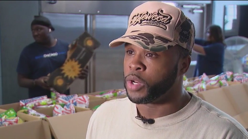 Alex Rice Snap As SNAP faces historic cuts, Chicago man expands mission to feed ...