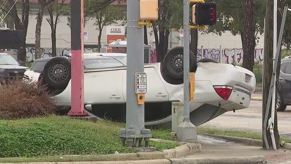 Mother speaks on suspect shot by Houston officers